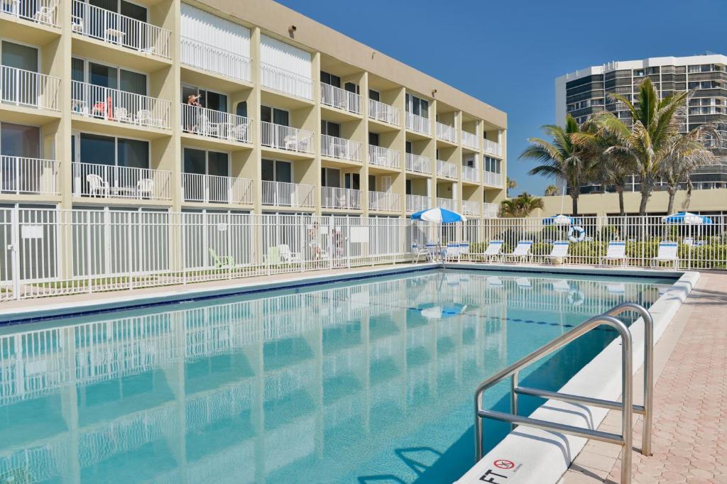The Island Beach Resort Jensen Beach Esterno foto